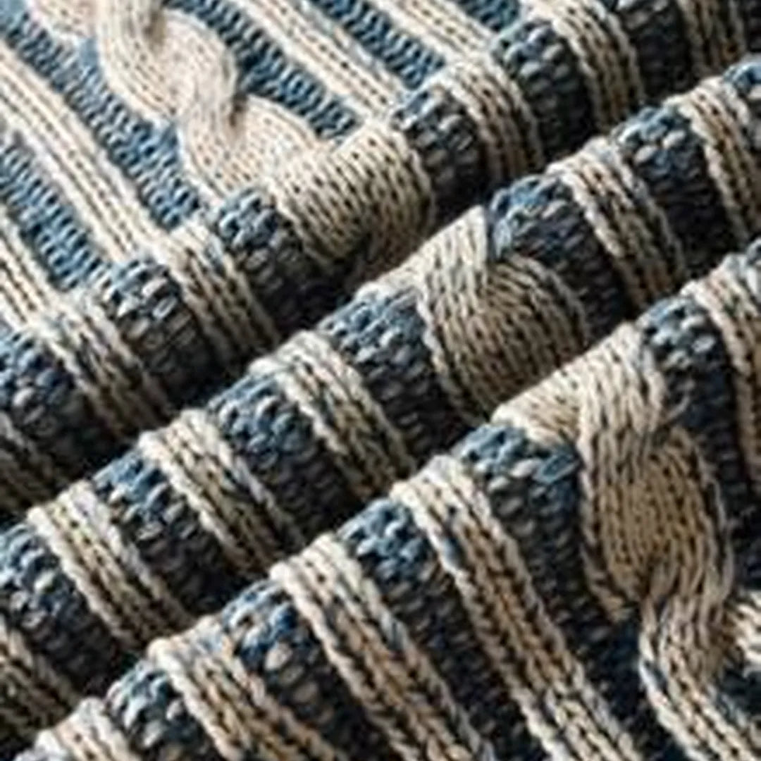 Men's Autumn/Winter Retro Fashion Twisted Cord Element Round Neck